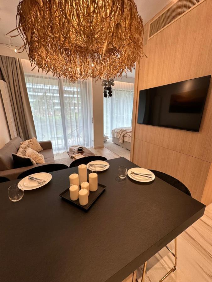 רוגובו Shelter Luxury Apartament מראה חיצוני תמונה