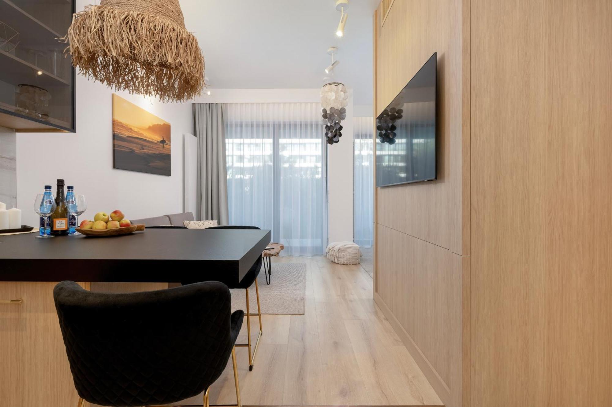 רוגובו Shelter Luxury Apartament מראה חיצוני תמונה